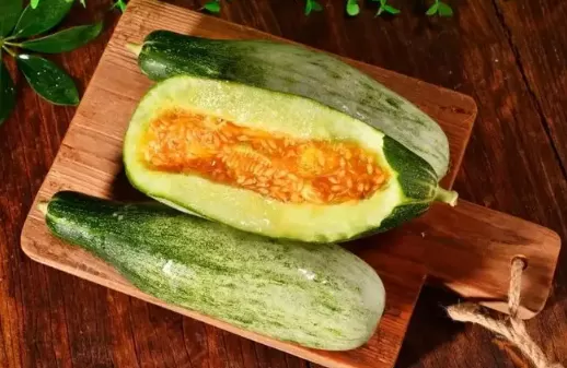 羊角蜜白色好还是绿色好