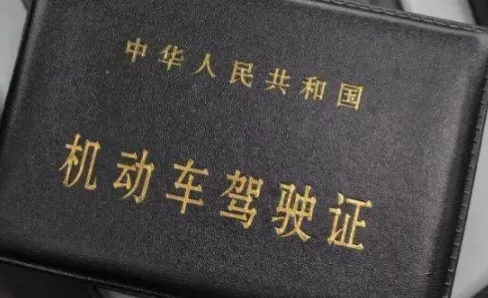 学车一般几个月拿驾照是天天练吗1