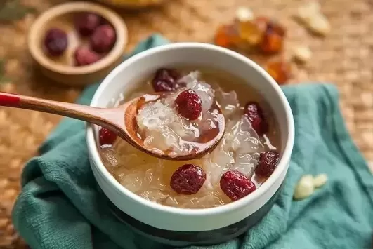 银耳汤过夜了有毒吗