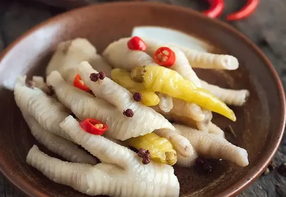 泡椒凤爪焯水几分钟