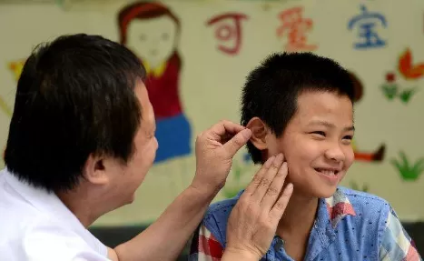 儿童中度听力一定要戴助听器吗