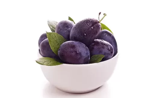 西梅中间发黑是坏了吗