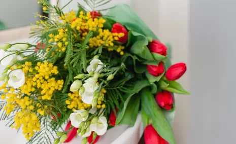 去世第一年清明闺女能献花吗2022