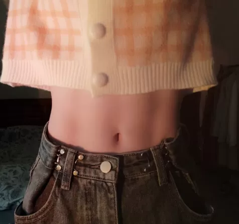 马甲线是要收紧核心才能出来吗