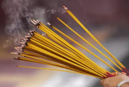 上香必须是初一十五吗