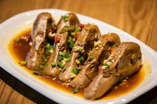 鸭头能吃吗有没有毒