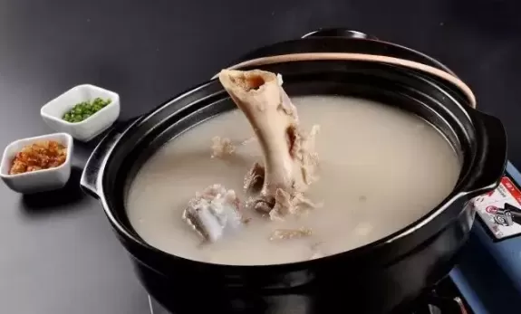 骨头汤白色主要是什么物质