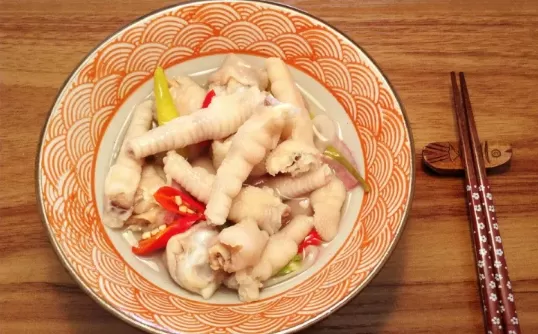 泡椒凤爪可以和黄瓜一起泡吗