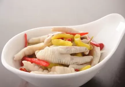 泡椒凤爪过期10天可以吃吗