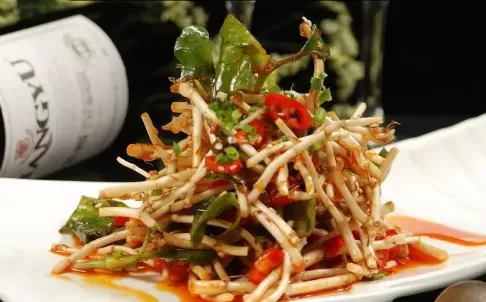 折耳根焯水好还是不焯水好