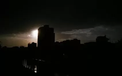 广东夏天晚上几点天黑