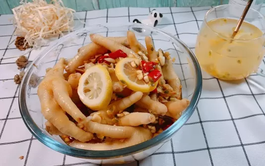 泡椒凤爪放柠檬好吃吗