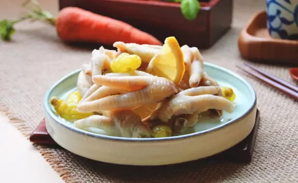 泡椒凤爪焯水几分钟