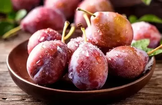 西梅里面有虫子能吃坏人吗