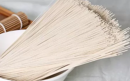 减肥期间可以吃清水煮挂面么