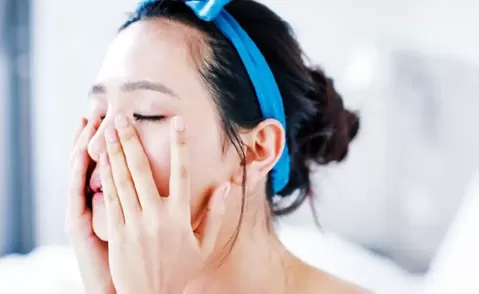 生理盐水敷脸的好处与坏处