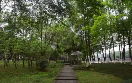 成都五月份热不热