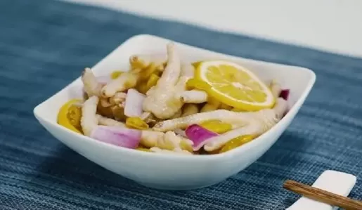 泡椒凤爪用白醋还是陈醋