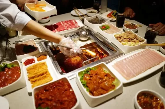 海底捞学生打折是按支付时间还是用餐时间