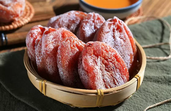 柿饼上的白霜是果肉里析出的什么糖