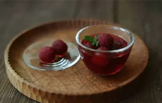 杨梅泡酒用多少度的酒最好