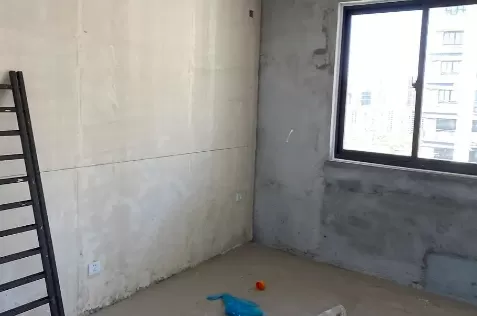 有腰线的阳台怎么封