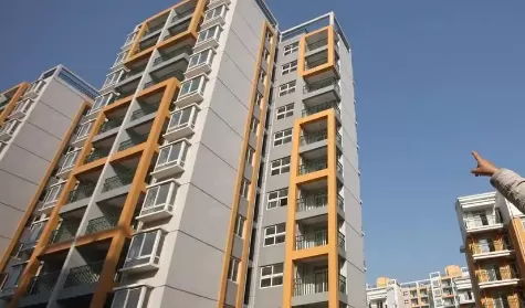 有腰线的阳台怎么封