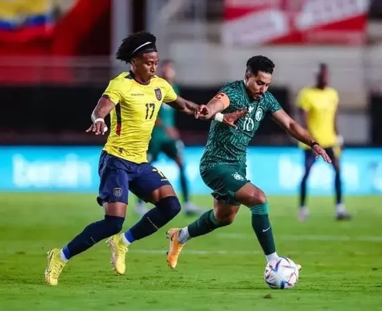 世界杯亚洲六强忙热身:日本表现最佳 东道主堪忧