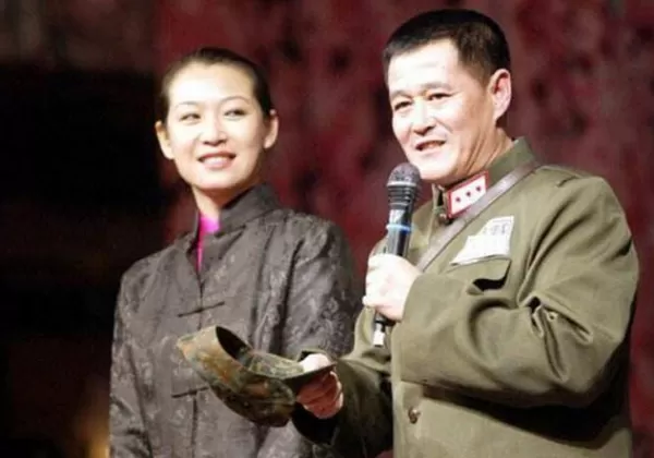 赵本山低调 儿子高调炫富:每月零花钱100万 利息多到花不完