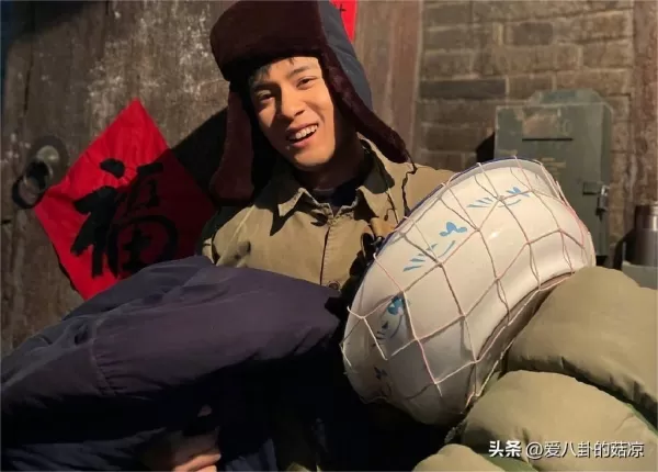 年代剧为何越来越爱用年轻演员 王一博、肖战、陈晓扎堆出演获好评