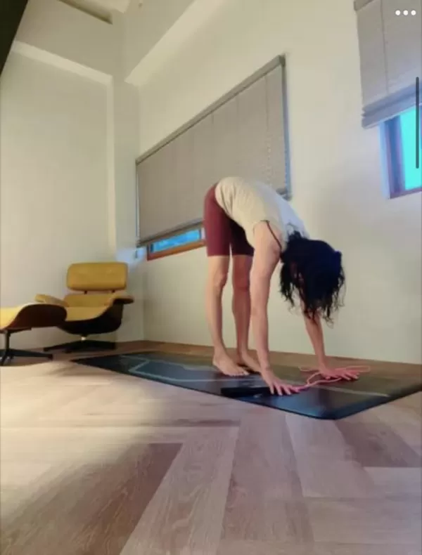 陈意涵自曝确诊新冠独自隔离获老公贴心照料 高调发文表白老公