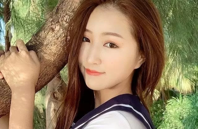 女网红沈樵 自拍15部视频获利30余万元