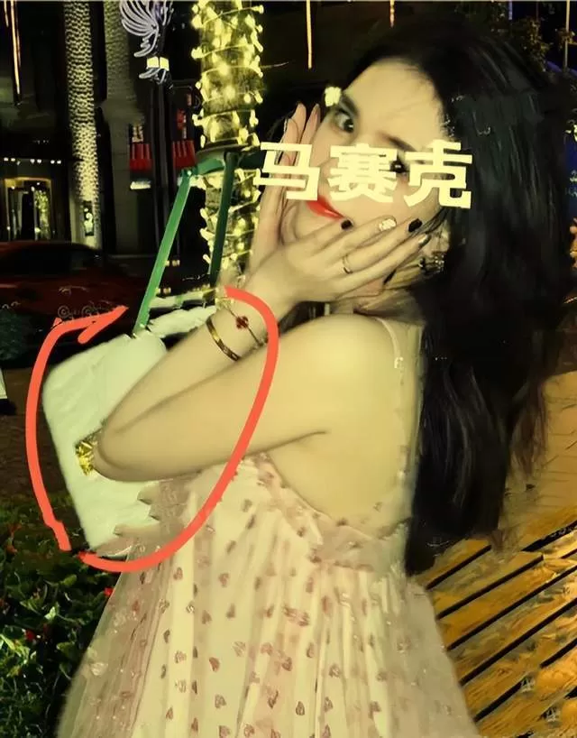 美女网红被曝盗窃十万财物不承认 穿窃衣炫耀