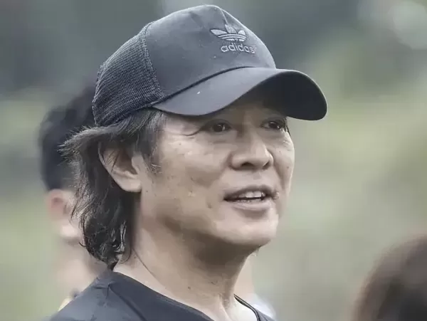 59岁李连杰近照曝光    在国外养病效果显著