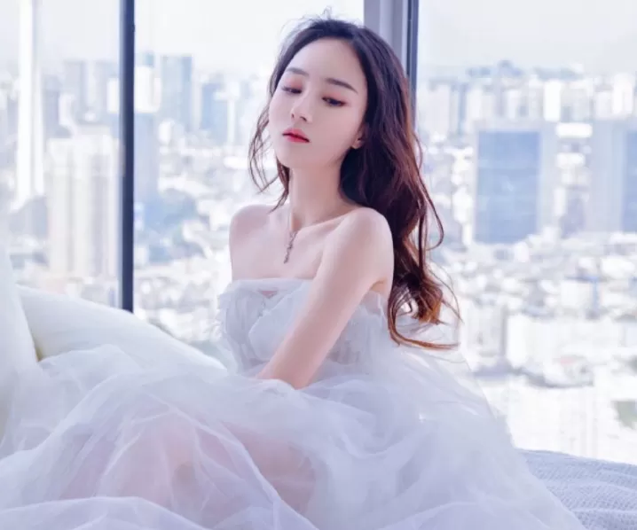 沈曼跳槽ks   二驴吐槽长得难看唱歌难听