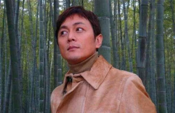 比王宝强还惨 被前妻卷走5000万家产留下6个孩子均非亲生