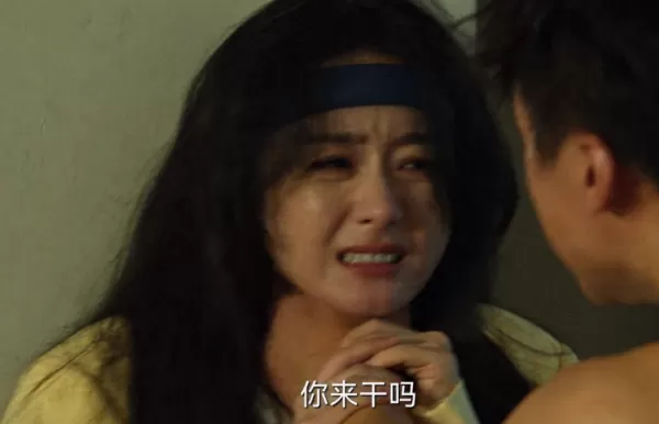 赵丽颖在《风吹半夏》中状态如何  法令纹抢镜剧情抓人质感强