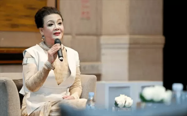 曝张兰曾当夜总会妈妈桑 为救旗下小姐遭客人威胁爆料疑点多