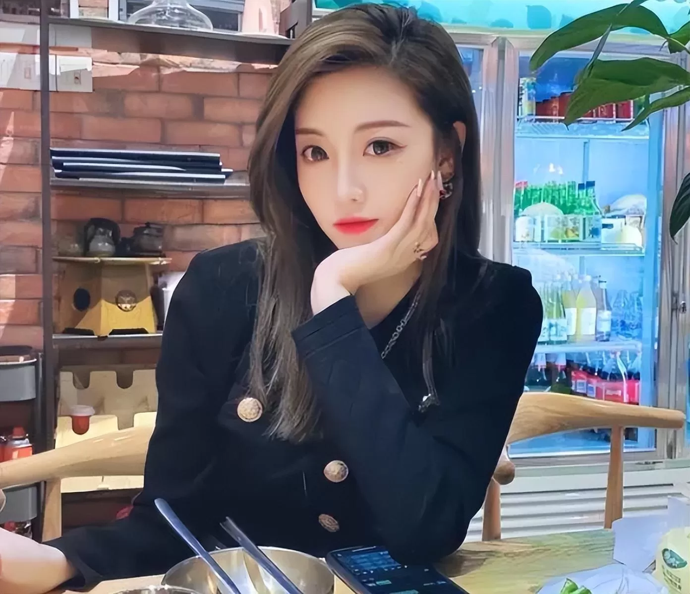 4715b9c24d40493182130ebf38b8261e_noop