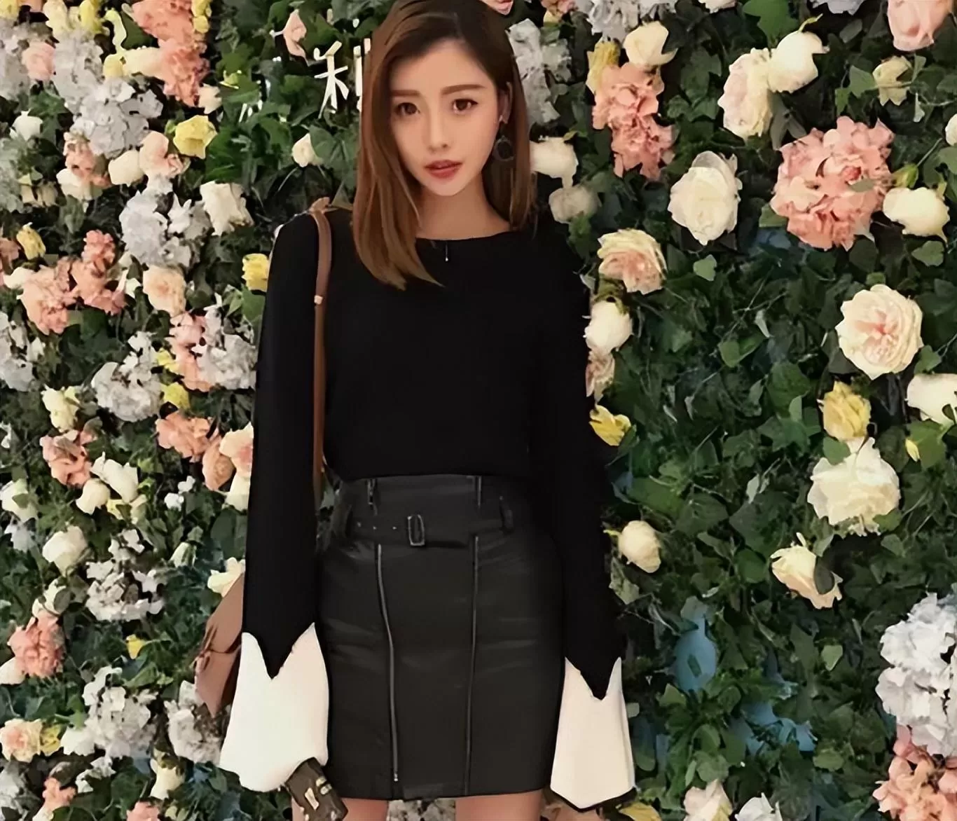 23bf7dbbc1594a5cbcbd1d8232a3ad91_noop