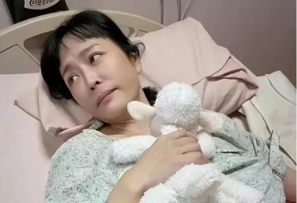 47岁女星癌症复发陷危机 花光200万被迫卖家产 在线求助找工作