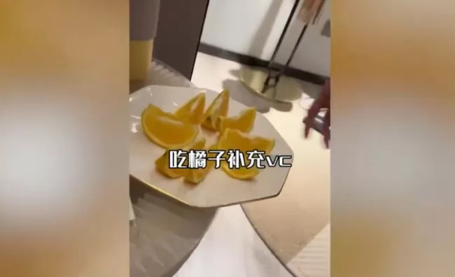 男子阳性后摆烂 妻子被感染秒重视:秒变暖男