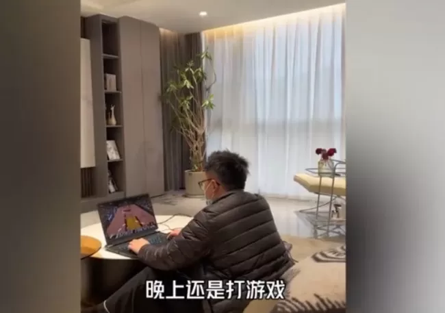 男子阳性后摆烂 妻子被感染秒重视:秒变暖男