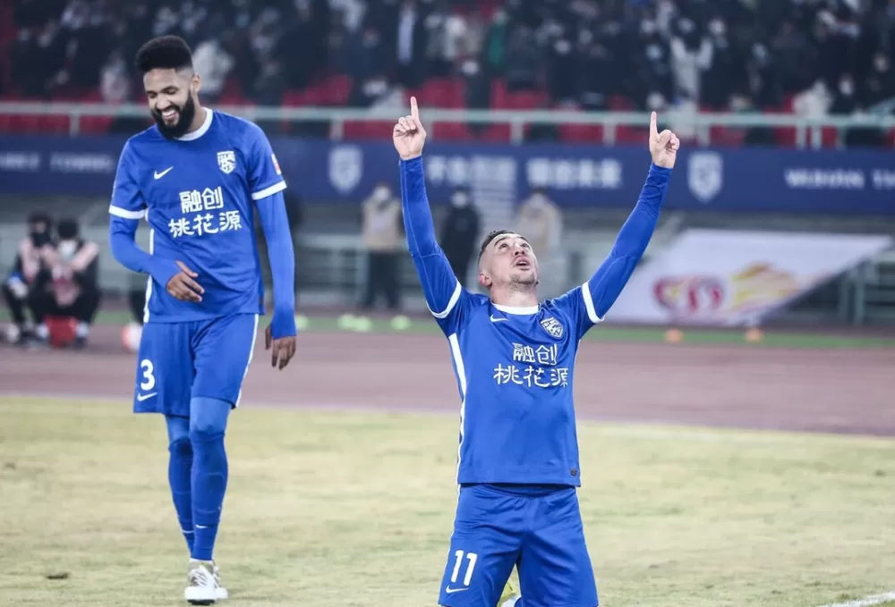 3年3冠！中国足球的“凯泽奇迹”    武汉三镇配得上中超冠军！