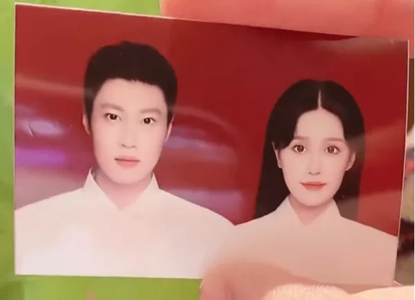 赵本山女儿球球提前公开结婚证照片 获赞超有夫妻相