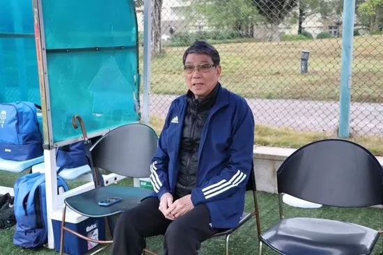 80岁的徐根宝现身上海U18 没有退休依旧全程督战