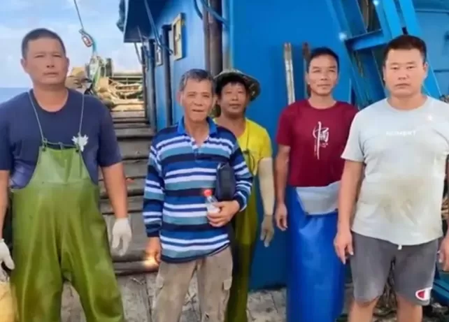 台湾男子出海钓鱼失联 海上漂流16小时后 获大陆同胞救援